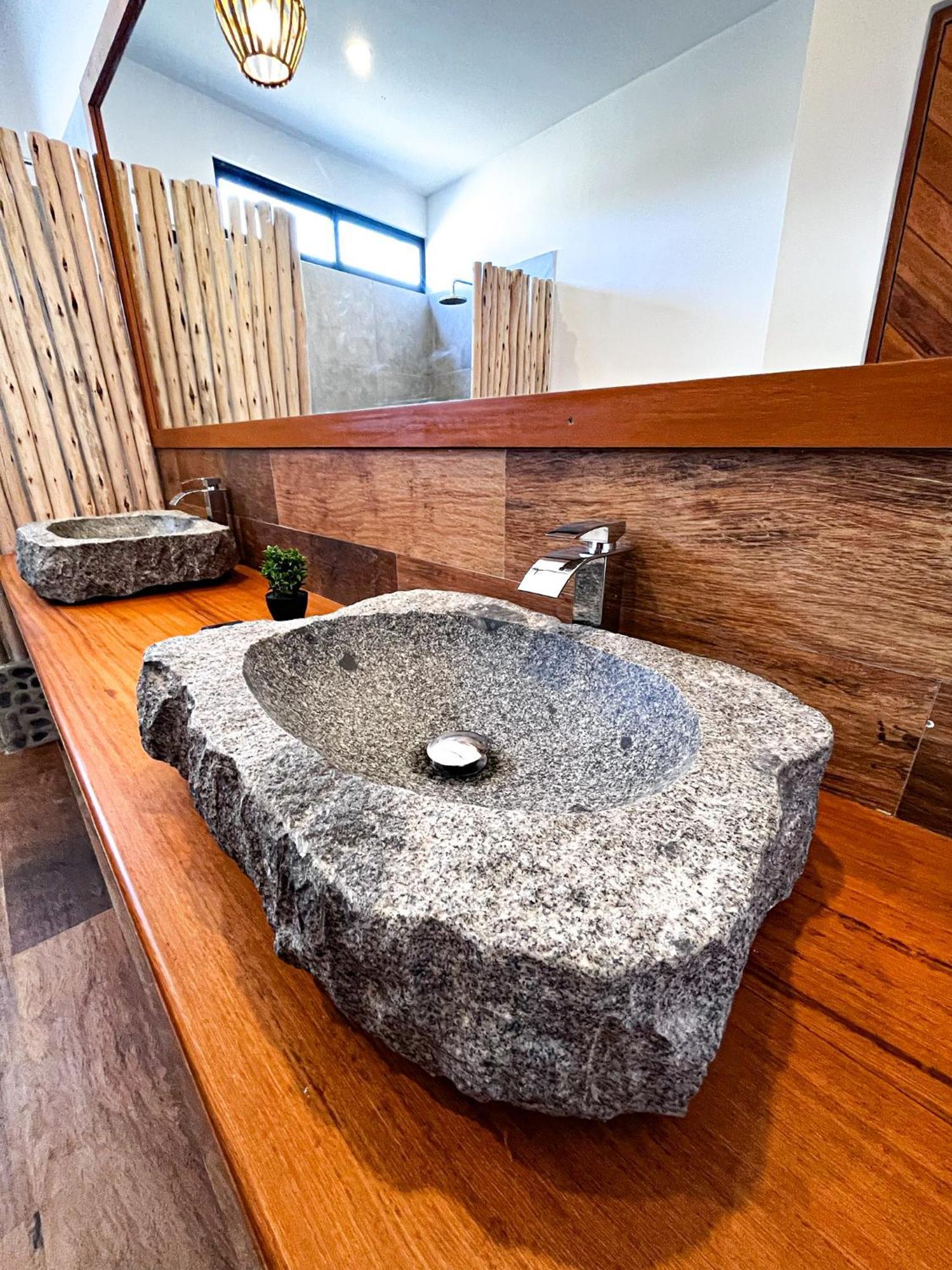 Diem Vichayito Beachfront Eco-Luxury Esterno foto